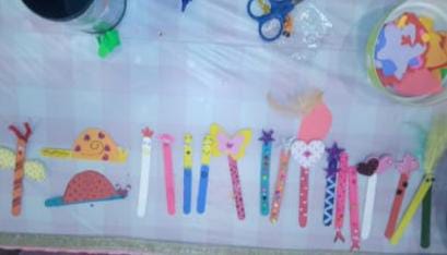 Candy Stick Bookmark Making Activity - PARTYFOXX