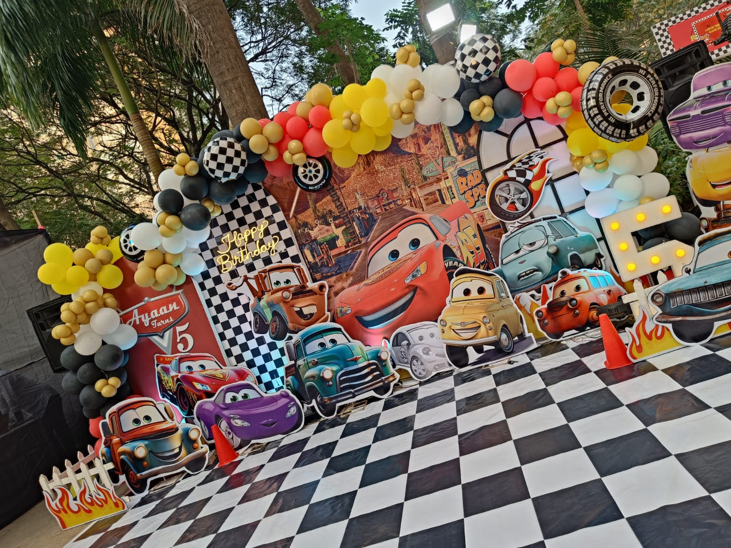 Cars Theme Decoration with Black & White Checkered Flooring - PARTYFOXX