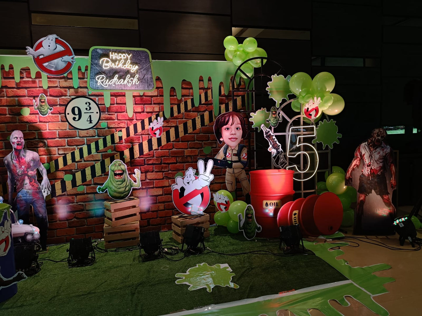 Grand Ghostbusters Theme Birthday Decoration - PARTYFOXX