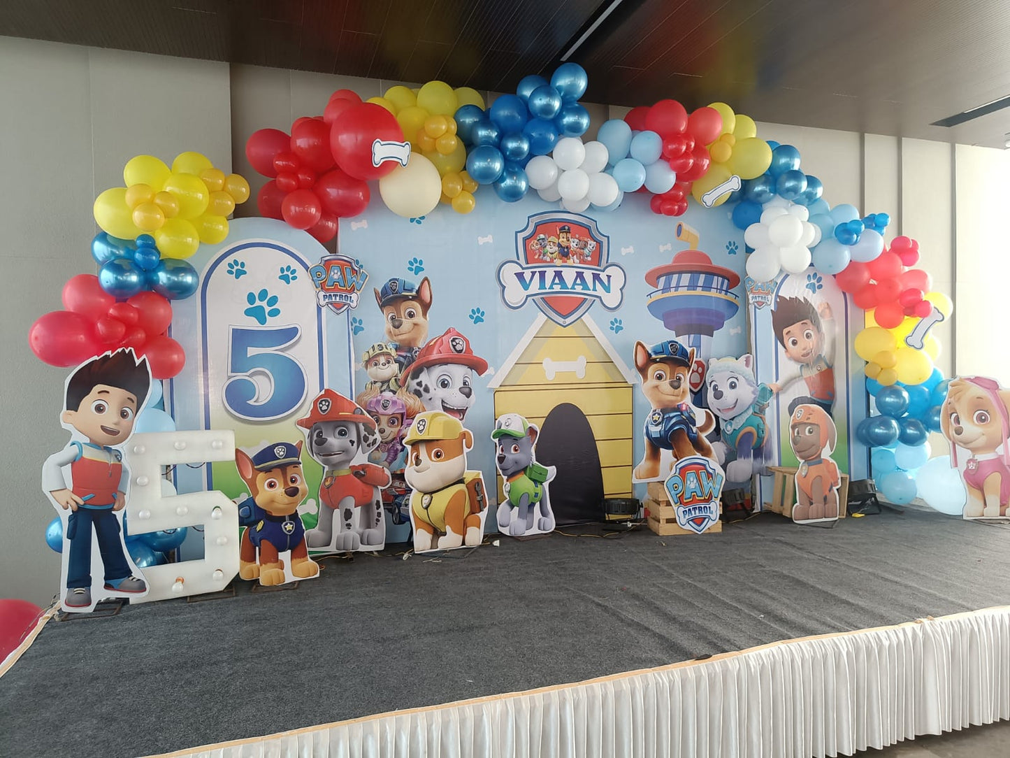 Paw Patrol Theme Birthday Decoration โ For Brave Little Heroes! - PARTYFOXX
