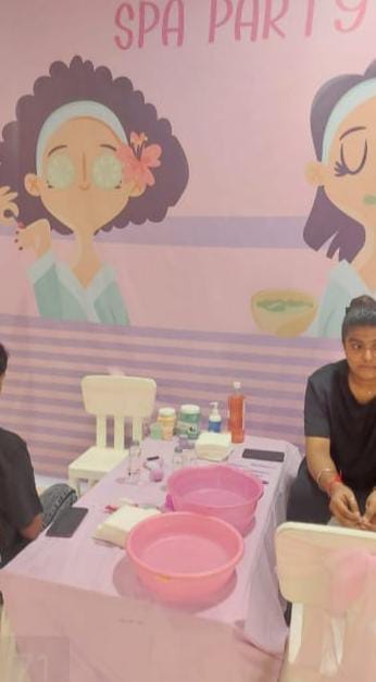 Kids Manicure Pedicure Activity - PARTYFOXX