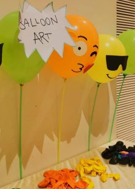 Balloon Art Activity - PARTYFOXX 