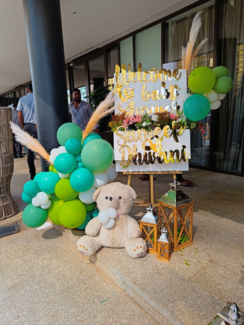 Elegant Baby Shower Decoration with Photobooth - PARTYFOXX 