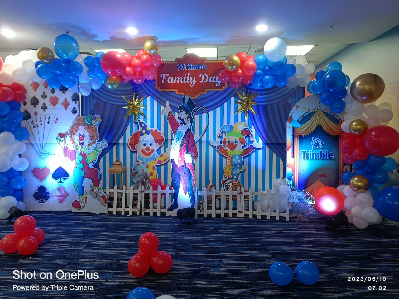 Circus Theme Corporate Family Day Decoration - PARTYFOXX 