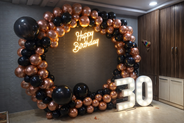 Elegant Balloon Ring Backdrop for Birthday Celebrations - PARTYFOXX 