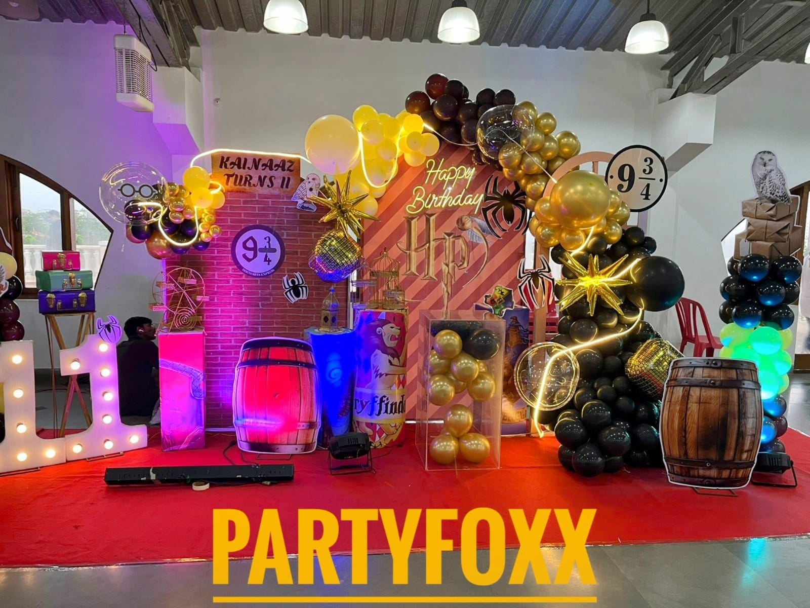 Harry Potter Theme Birthday Decoration – Platform 9¾ Inspired Setup - PARTYFOXX 
