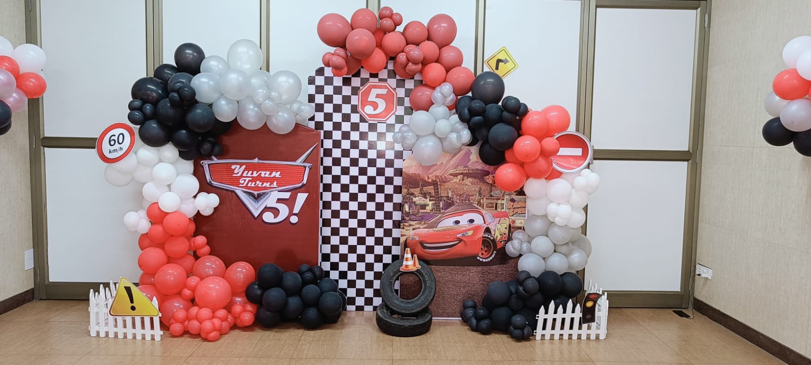 Lightning McQueen Racing Theme Birthday Decoration - PARTYFOXX 