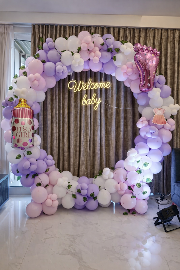 Welcome Baby – “It’s a Girl” Ring Backdrop Decoration
