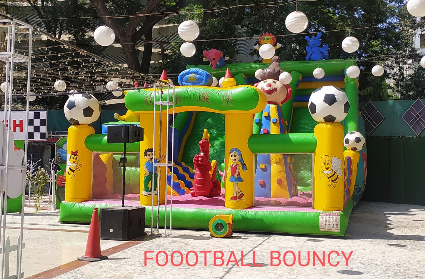 Water Football for Parties & Events - PARTYFOXX 
