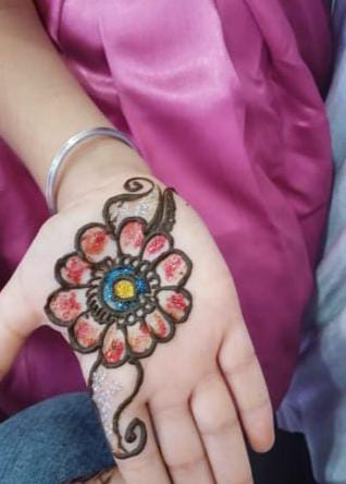 Customised Glitter Mehndi Activity - PARTYFOXX 