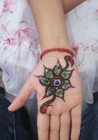 Customised Glitter Mehndi Activity - PARTYFOXX 