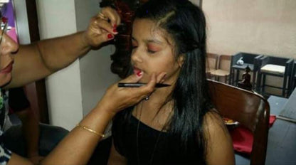 Make-Up Art Activity - PARTYFOXX 