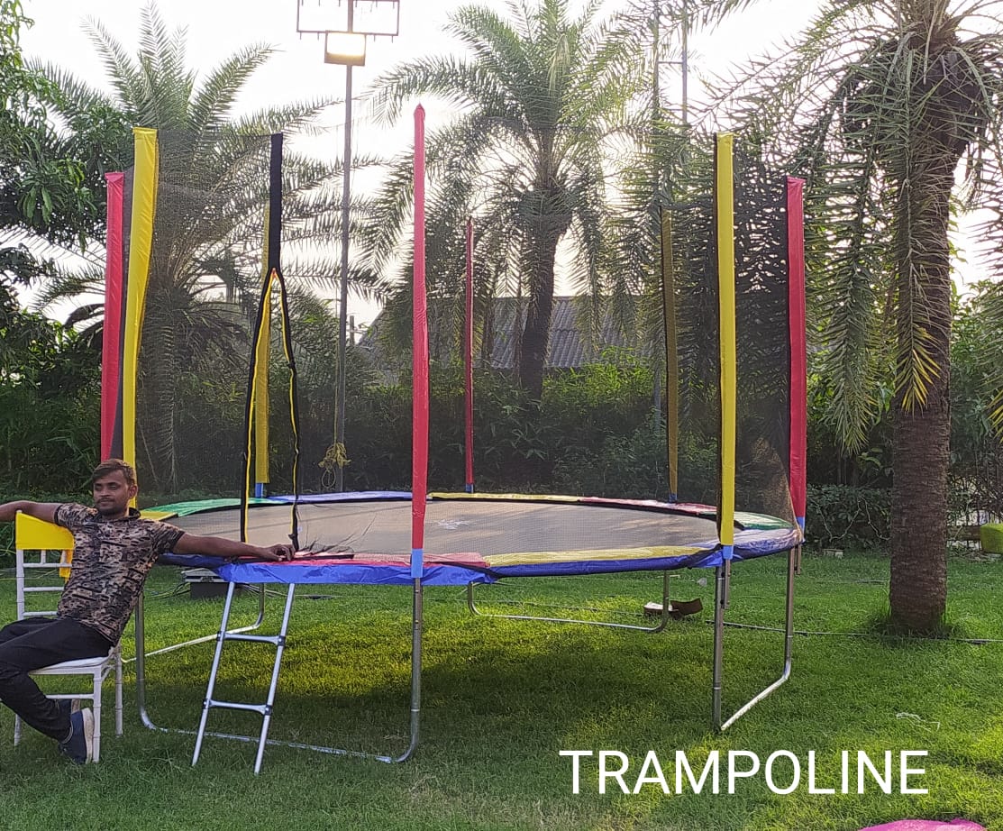 Bungee Trampoline Bouncy for Parties & Events - PARTYFOXX 